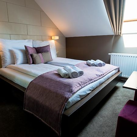 Hotel Fuerdohaz Nyíregyháza Pokój zdjęcie